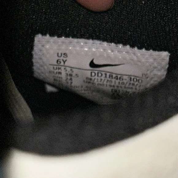 Nike Dunk High SE All Star High-Top Sneakers - Picture 7 of 8